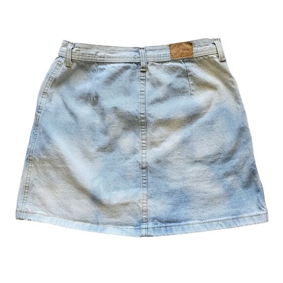 Cloud Dyed Button Front Denim Mini Skirt Size Medium - Picture 2 of 5